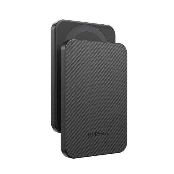 Преносима външна батерия с USB-C порт и безжично зареждане с MagSafe - Pitaka Qi2 Aramid Fiber Magnetic Power Bank 5000 mAh 15W (черен-сив)
